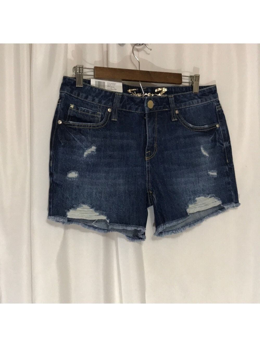 NWT Seven7 Denim Frayed Hem Weekend Shorts Size 4